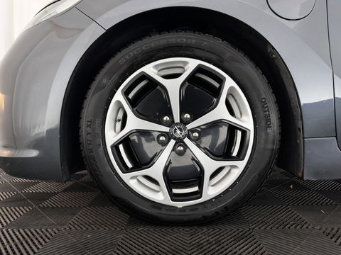 Opel Ampera 1.4 Aut. *NAVI-FULLMAP | LUXURY-LEATHER | BOSE-AUDIO | KEYLESS | CAMERA | DAB | ECC | PDC | CRUISE | DIGI-COCKPIT | HEATED-COMFORTSEATS | 17''ALU*