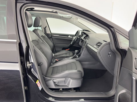 Volkswagen GOLF Variant 1.4 TSI Highline Aut. *PANO | ADAPTIVE-CRUISE | LEATHER-FABRIC | XENON | DYNAUDIO-SOUND | KEYLESS | NAVI-FULLMAP | HEATED-ERGONOMIC-SPORTSEATS | ECC | PRIVACY-GLASS | PARKPILOT | 17''ALU*