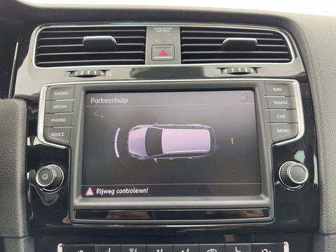 Volkswagen GOLF Variant 1.4 TSI Highline Aut. *PANO | ADAPTIVE-CRUISE | LEATHER-FABRIC | XENON | DYNAUDIO-SOUND | KEYLESS | NAVI-FULLMAP | HEATED-ERGONOMIC-SPORTSEATS | ECC | PRIVACY-GLASS | PARKPILOT | 17''ALU*