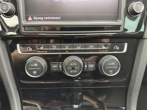 Volkswagen GOLF Variant 1.4 TSI Highline Aut. *PANO | ADAPTIVE-CRUISE | LEATHER-FABRIC | XENON | DYNAUDIO-SOUND | KEYLESS | NAVI-FULLMAP | HEATED-ERGONOMIC-SPORTSEATS | ECC | PRIVACY-GLASS | PARKPILOT | 17''ALU*