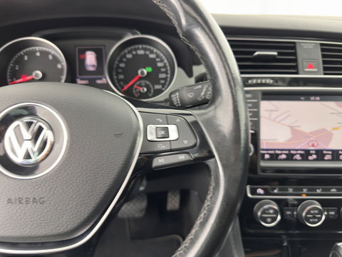 Volkswagen GOLF Variant 1.4 TSI Highline Aut. *PANO | ADAPTIVE-CRUISE | LEATHER-FABRIC | XENON | DYNAUDIO-SOUND | KEYLESS | NAVI-FULLMAP | HEATED-ERGONOMIC-SPORTSEATS | ECC | PRIVACY-GLASS | PARKPILOT | 17''ALU*