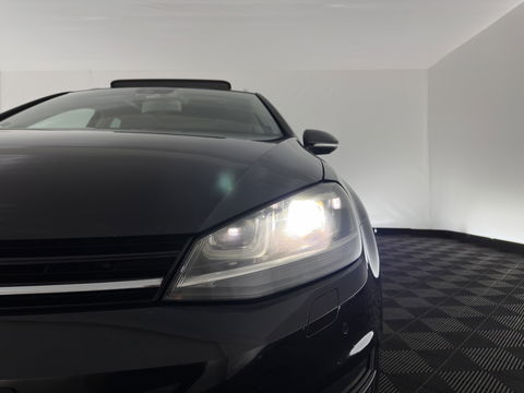 Volkswagen GOLF Variant 1.4 TSI Highline Aut. *PANO | ADAPTIVE-CRUISE | LEATHER-FABRIC | XENON | DYNAUDIO-SOUND | KEYLESS | NAVI-FULLMAP | HEATED-ERGONOMIC-SPORTSEATS | ECC | PRIVACY-GLASS | PARKPILOT | 17''ALU*
