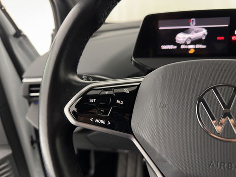 Volkswagen ID.4 First 77 kWh [ 3-Fase ] (INCL-BTW) *HEAT-PUMP | LEATHER-MICROFIBRE | FULL-LED | HEATED-COMFORTSEATS | DIGI-COCKPIT | AMBIENT-LIGHT | NAVI-FULLMAP | ECC | PDC | TOWBAR | PRIVACY-GLASS | CRUISE | CAMERA | CARPLAY | 20