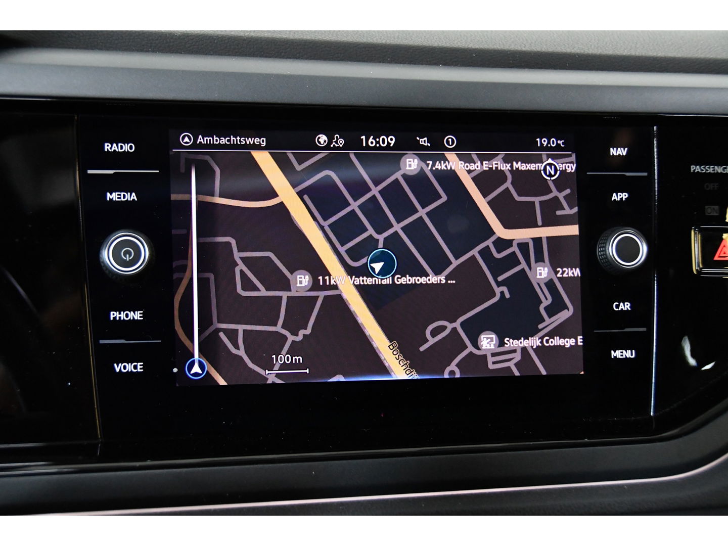 Volkswagen Taigo 1.5 TSI R-Line Pano Side assist Camera Business