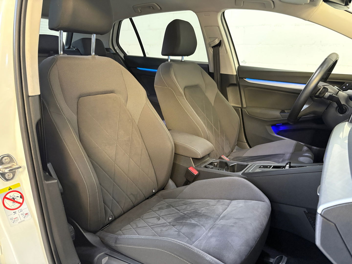 Volkswagen Golf 1.5 eTSI