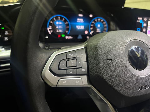 Volkswagen Golf 1.5 eTSI