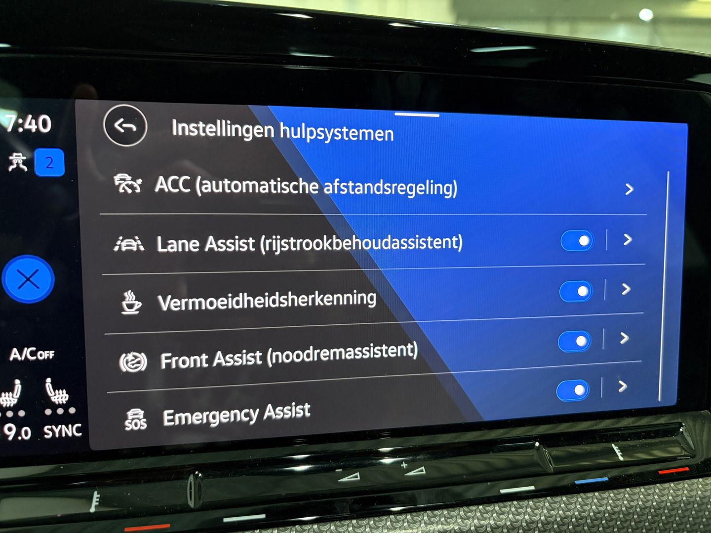 Volkswagen Golf 2.0 TSI R 4Motion Akra Performance