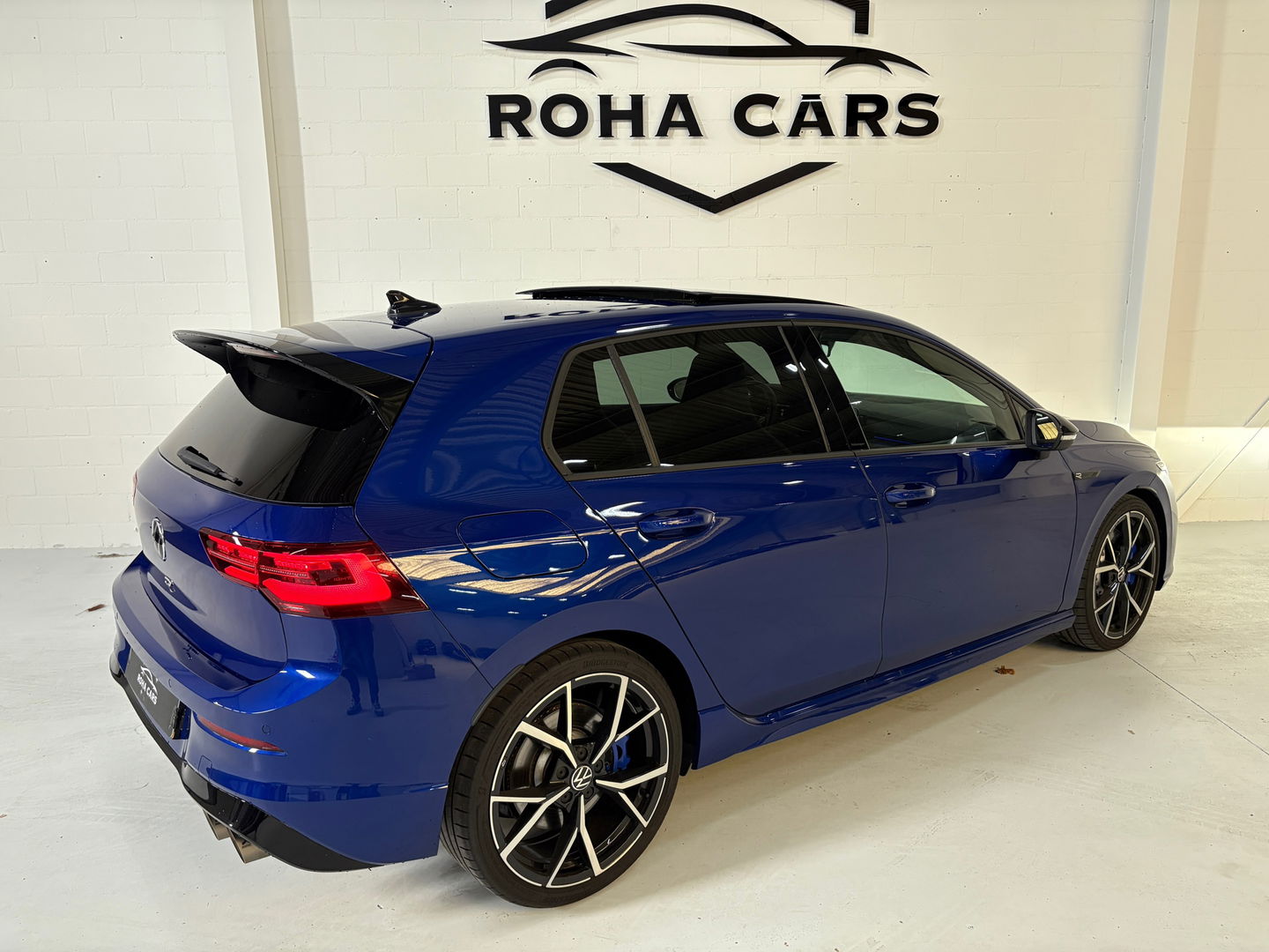 Volkswagen Golf 2.0 TSI R 4Motion Akra Performance