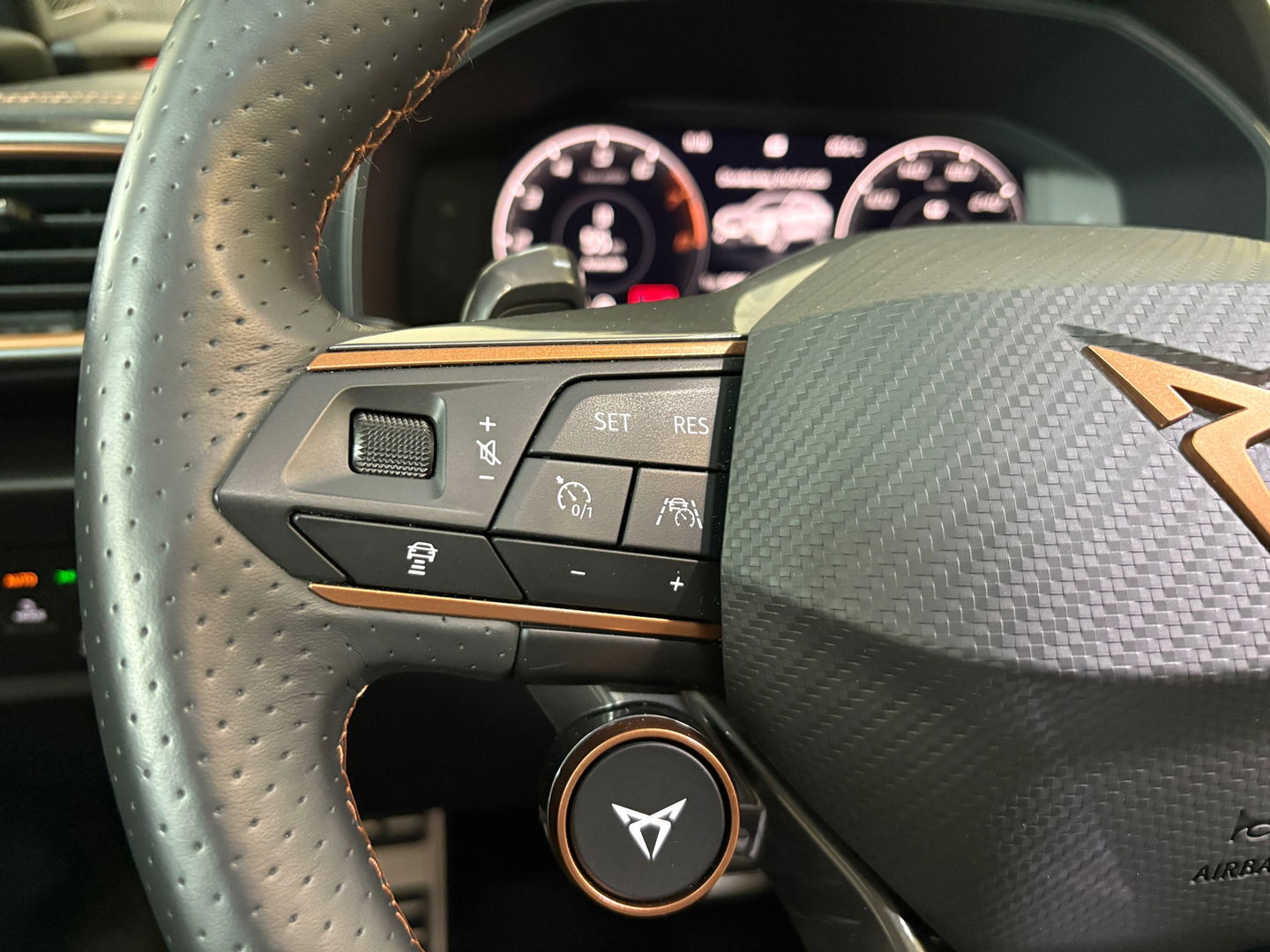 CUPRA Formentor 2.0 TSI 4DRIVE 310 PK Pano/Keyless/Brembo