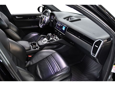 Porsche Cayenne Coupe 3.0 E-Hybrid Sport chrono, Panorama