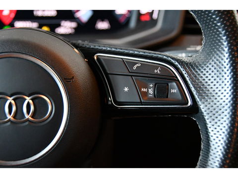 Audi A1 SPORTBACK 30 TFSI Advanced S-edition