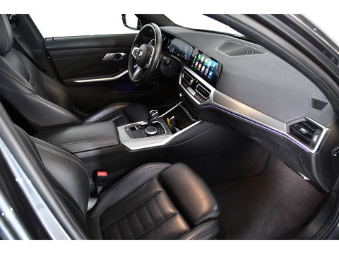 BMW 3-serie 330e High Executive, Schuifkanteldak, M-pakket, Head up, Apple carplay