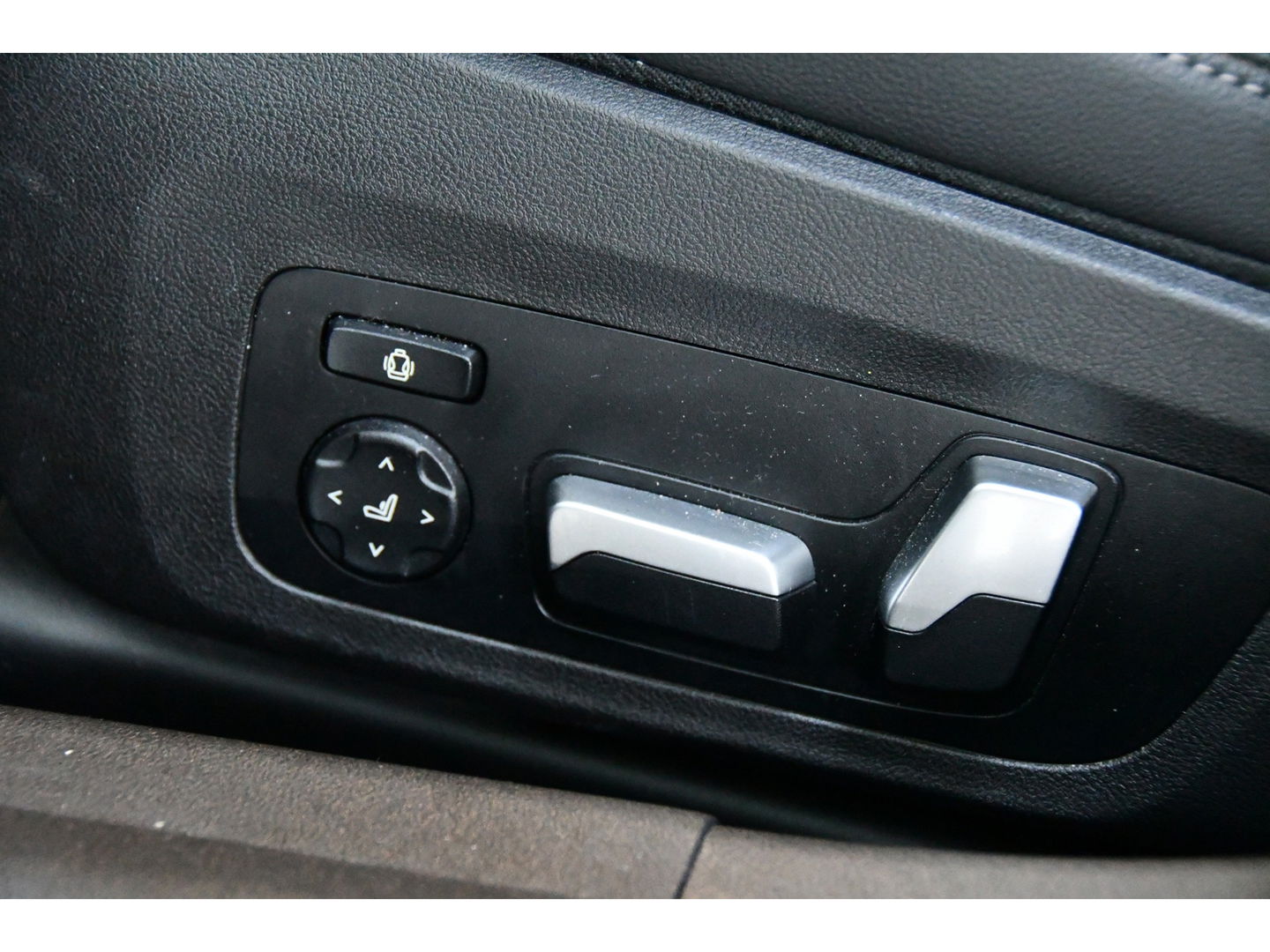 BMW 3-serie 330e High Executive, Schuifkanteldak, M-pakket, Head up, Apple carplay