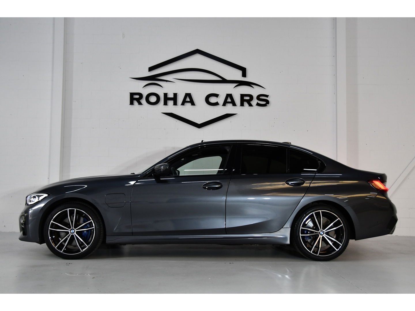 BMW 3-serie 330e High Executive, Schuifkanteldak, M-pakket, Head up, Apple carplay