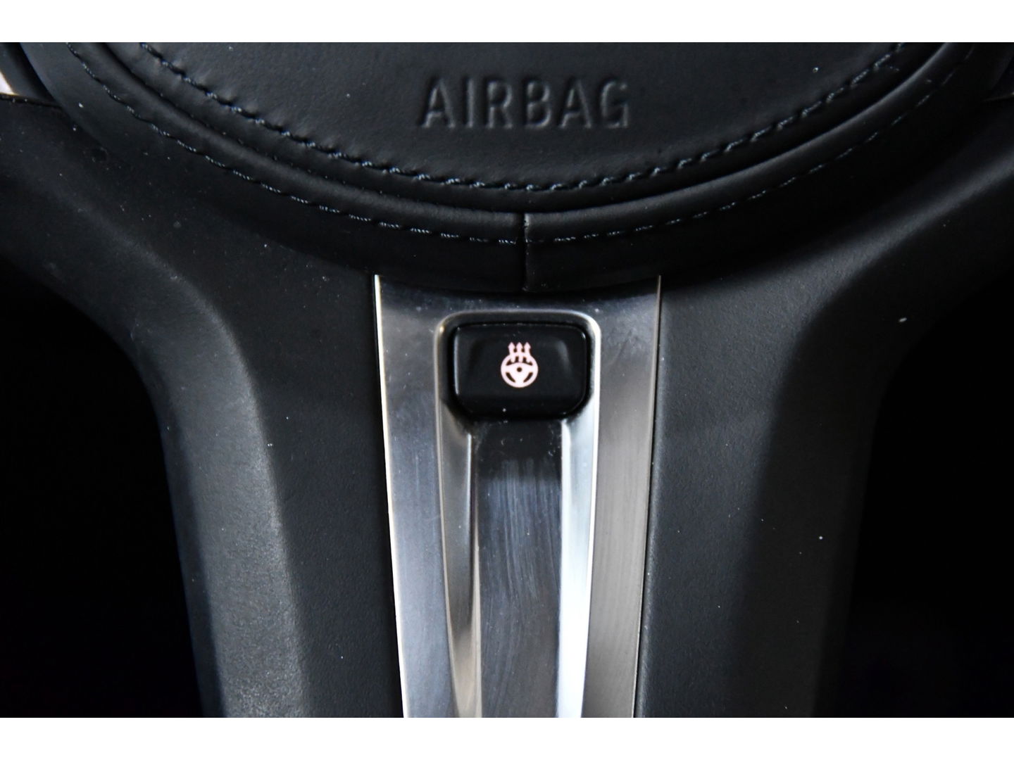 BMW 3-serie 330e High Executive, Schuifkanteldak, M-pakket, Head up, Apple carplay