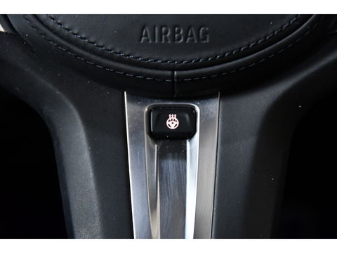 BMW 3-serie 330e High Executive, Schuifkanteldak, M-pakket, Head up, Apple carplay
