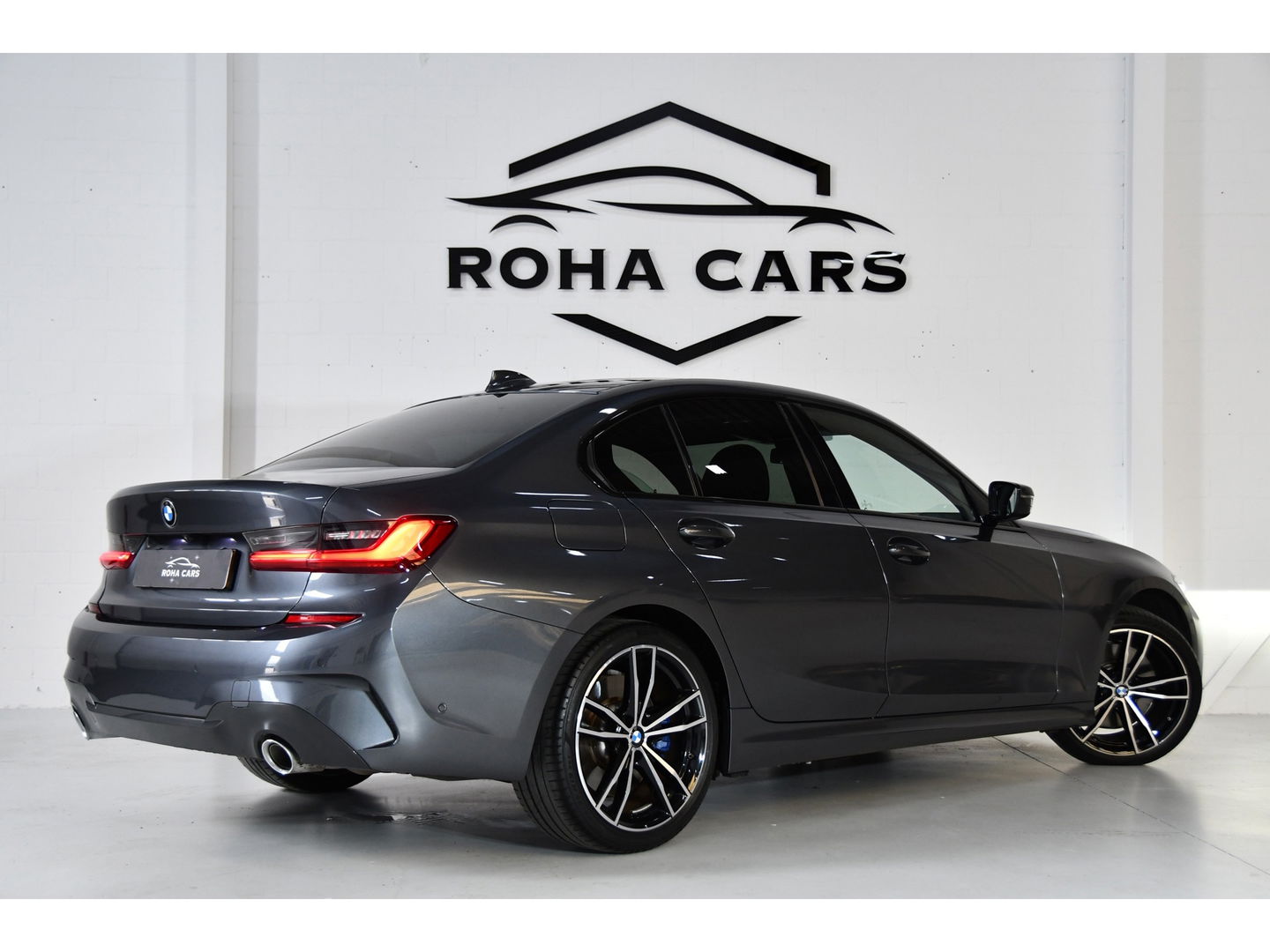 BMW 3-serie 330e High Executive, Schuifkanteldak, M-pakket, Head up, Apple carplay