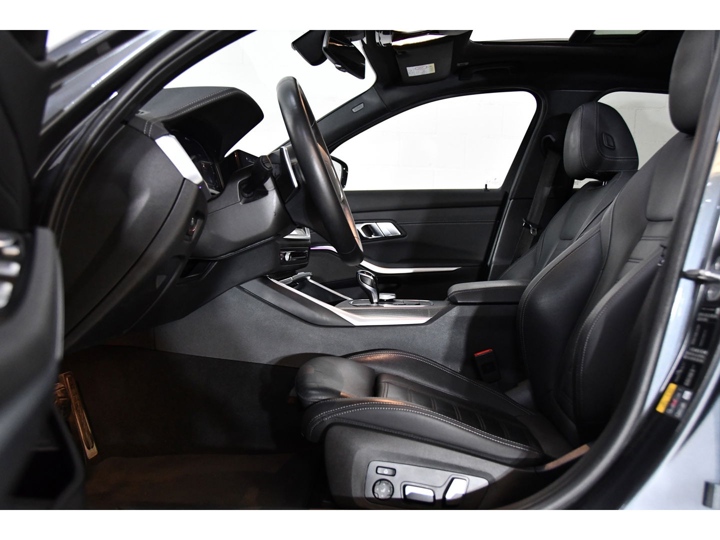 BMW 3-serie 330e High Executive, Schuifkanteldak, M-pakket, Head up, Apple carplay