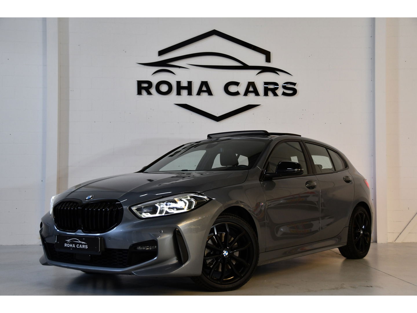 BMW 1-serie 118 i Executive M Sport Pakket Pano Sfeerverlichting