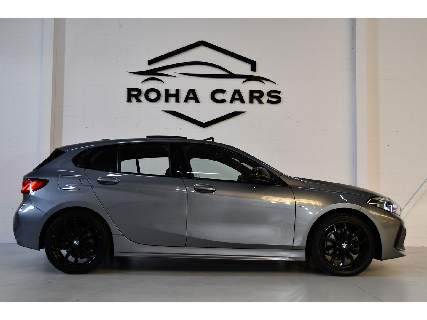 BMW 1-serie 118 i Executive M Sport Pakket Pano Sfeerverlichting