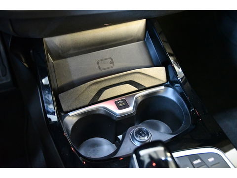 BMW 1-serie 118 i Executive M Sport Pakket Pano Sfeerverlichting