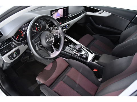 Audi A4 AVANT 35 TFSI Launch edition Sport S-line