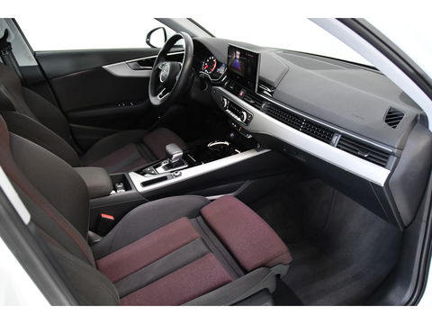 Audi A4 AVANT 35 TFSI Launch edition Sport S-line