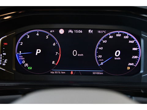 Volkswagen T-Roc 1.5 TSI R-Line Pano/Beats/Iq-light