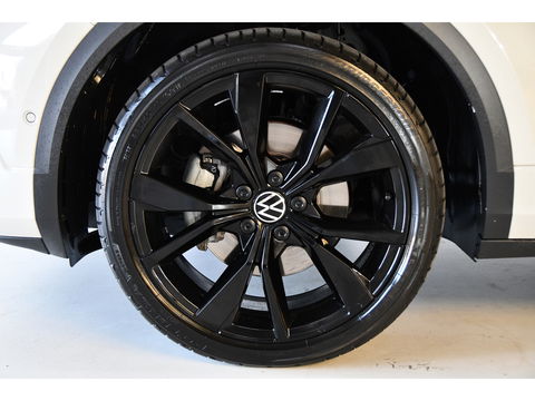 Volkswagen T-Roc 1.5 TSI R-Line Pano/Beats/Iq-light