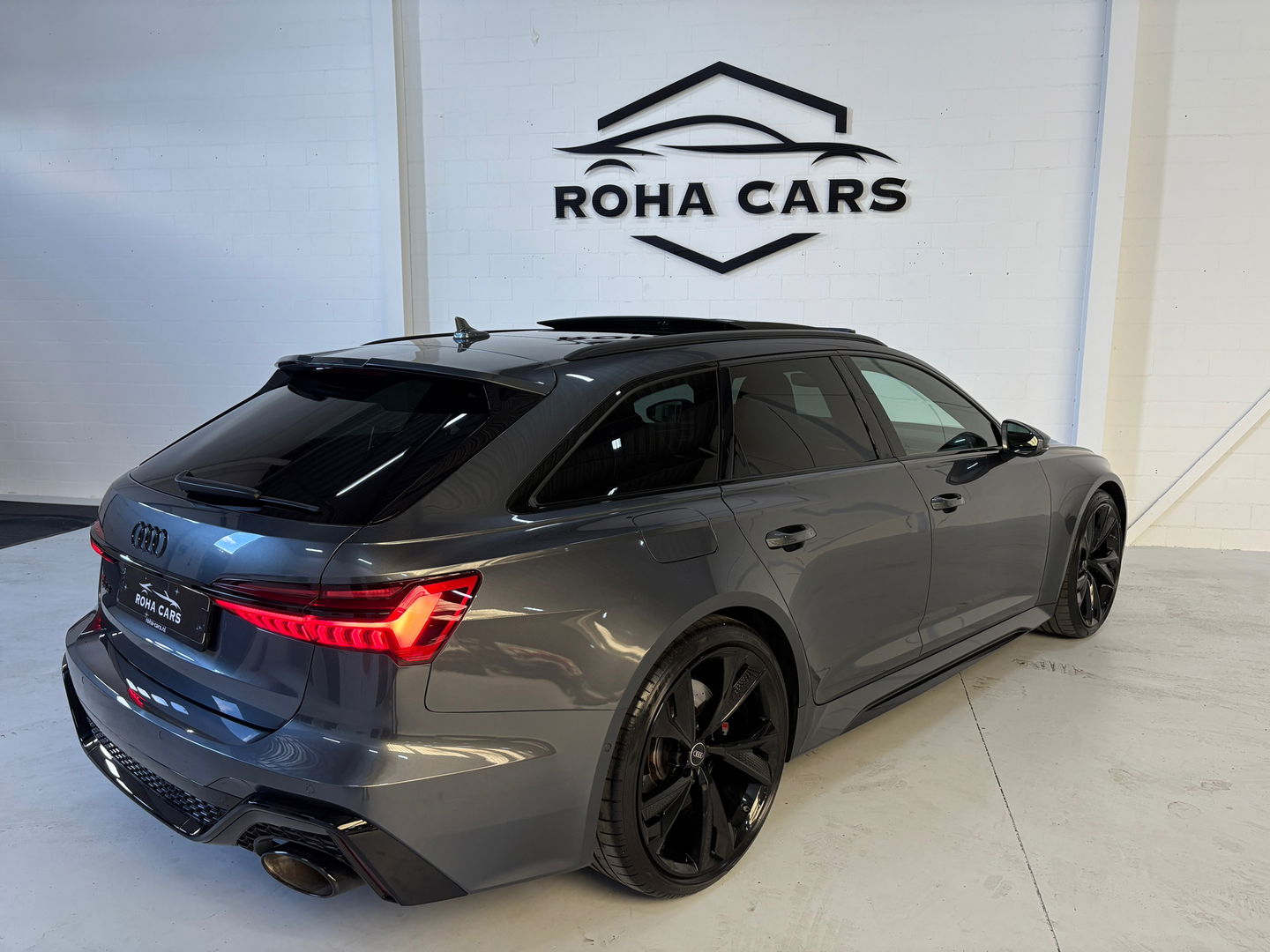 Audi RS6 quattro PANO, 4WS, Carbon (Fabrieks garantie tot 2026)