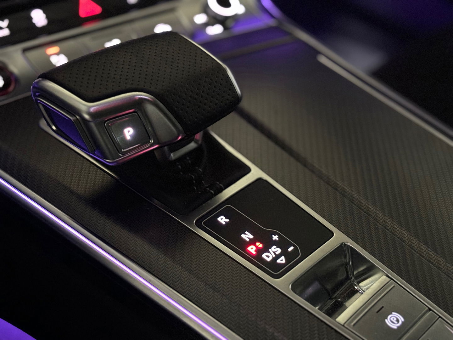 Audi RS6 quattro PANO, 4WS, Carbon (Fabrieks garantie tot 2026)