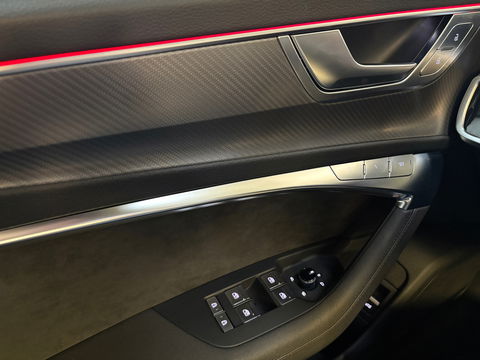 Audi RS6 quattro PANO, 4WS, Carbon (Fabrieks garantie tot 2026)