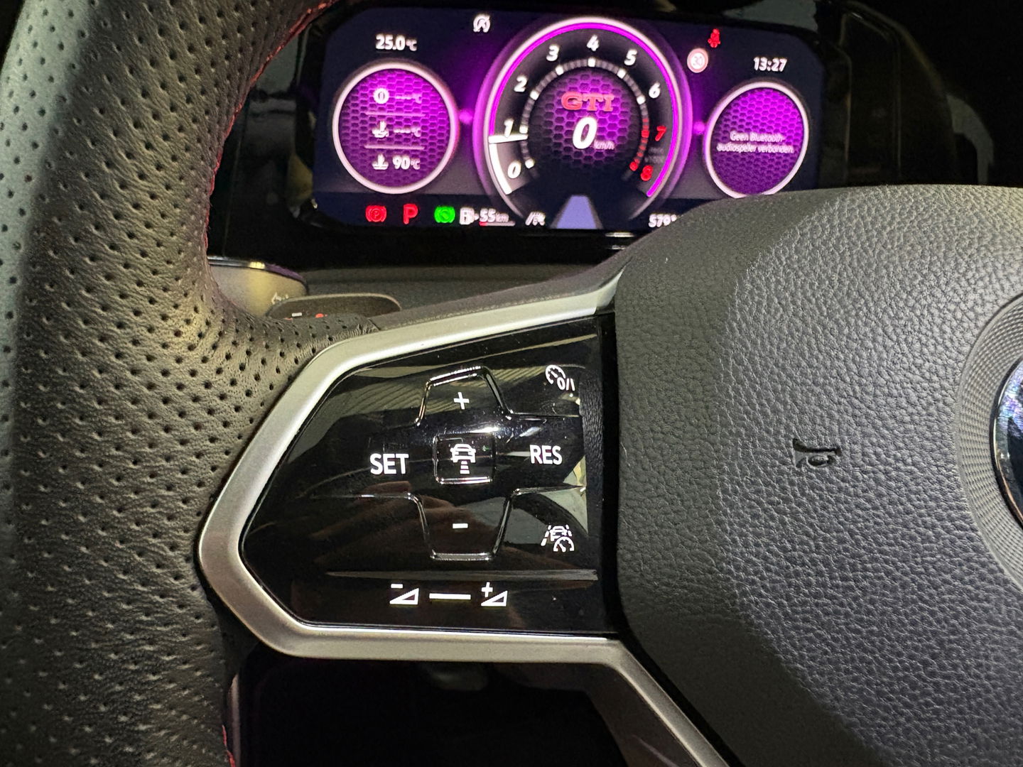 Volkswagen Golf 2.0 TSI GTI CLUBSPORT 300pk panorama