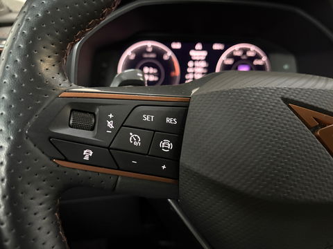 CUPRA Formentor 1.4 e-Hybrid 204PK ACC/Pano/CARP
