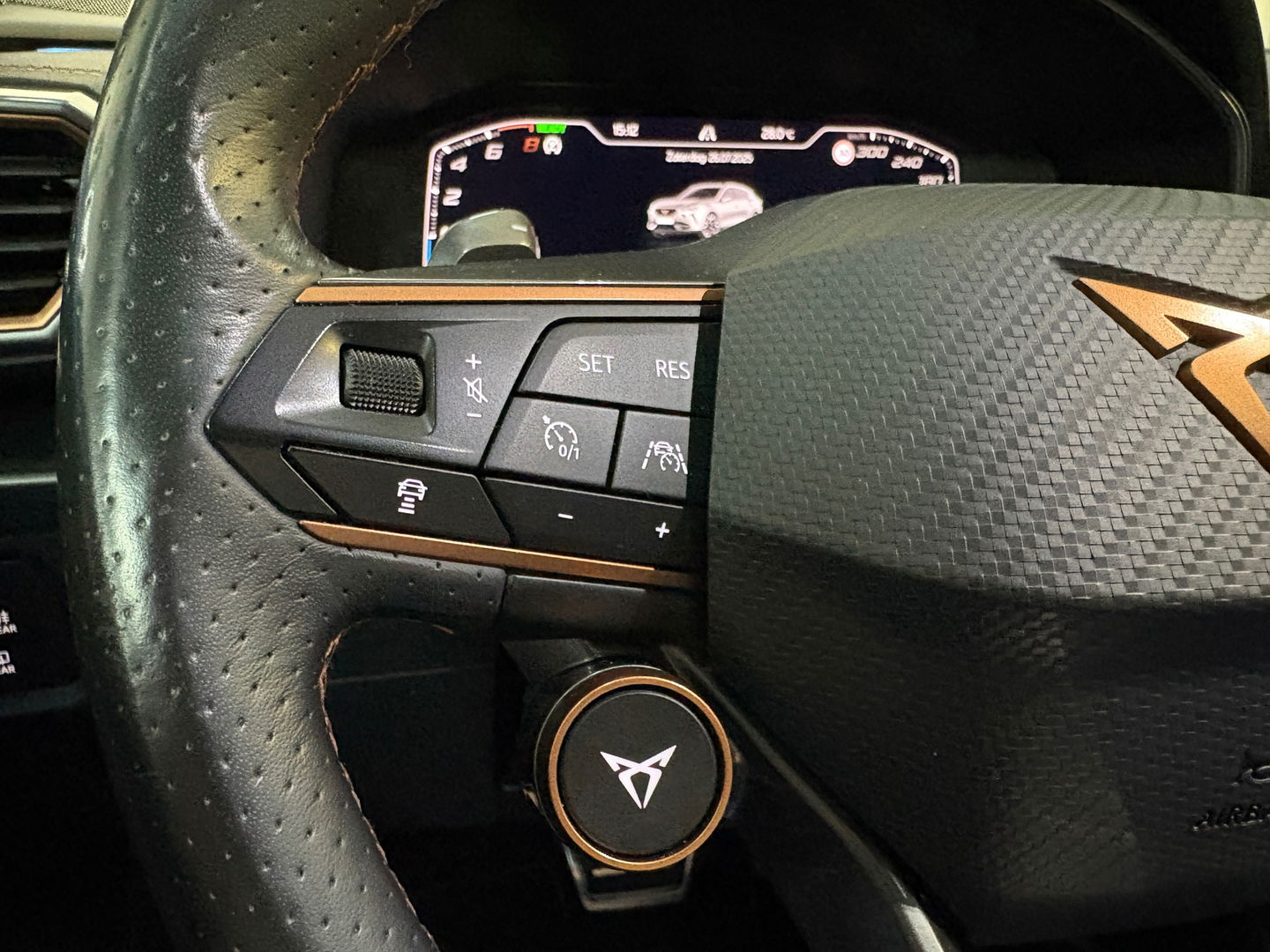 CUPRA Formentor 1.4 e-Hybrid VZ Performance