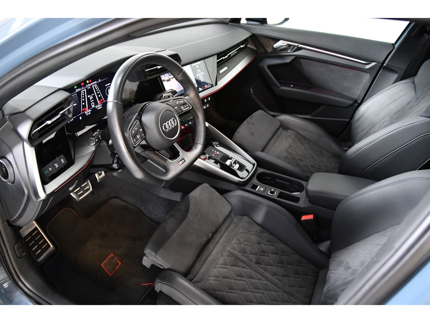 Audi A3 Sportback 2.5 TFSI RS 3 quattro Pano/Sfeer/Keyless/Matrix