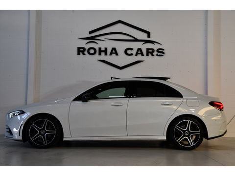 Mercedes-Benz A-Klasse 250 Premium Plus, Burmester, Schuifkantel, Sfeerverlichting