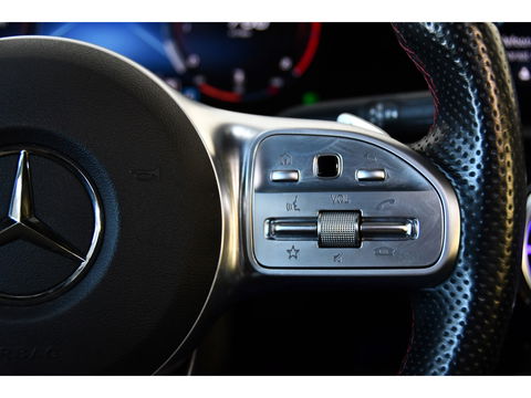 Mercedes-Benz A-Klasse 250 Premium Plus, Burmester, Schuifkantel, Sfeerverlichting