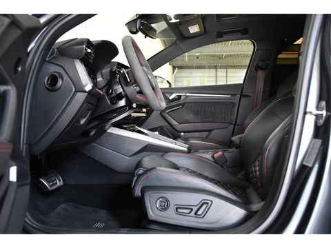 Audi A3 RS3 Sportback 2.5 TFSI Quattro Milltek