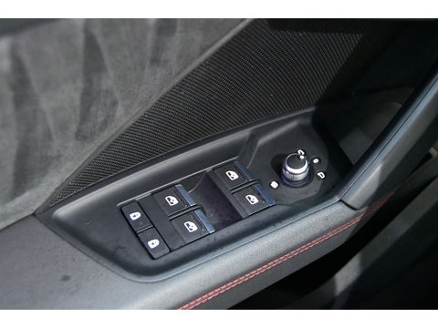 Audi A3 RS3 Sportback 2.5 TFSI Quattro Milltek