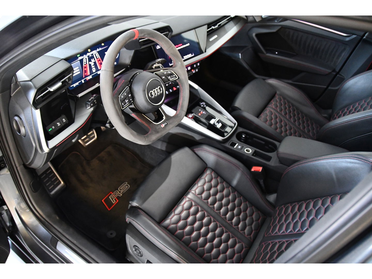 Audi A3 RS3 Sportback 2.5 TFSI Quattro Milltek
