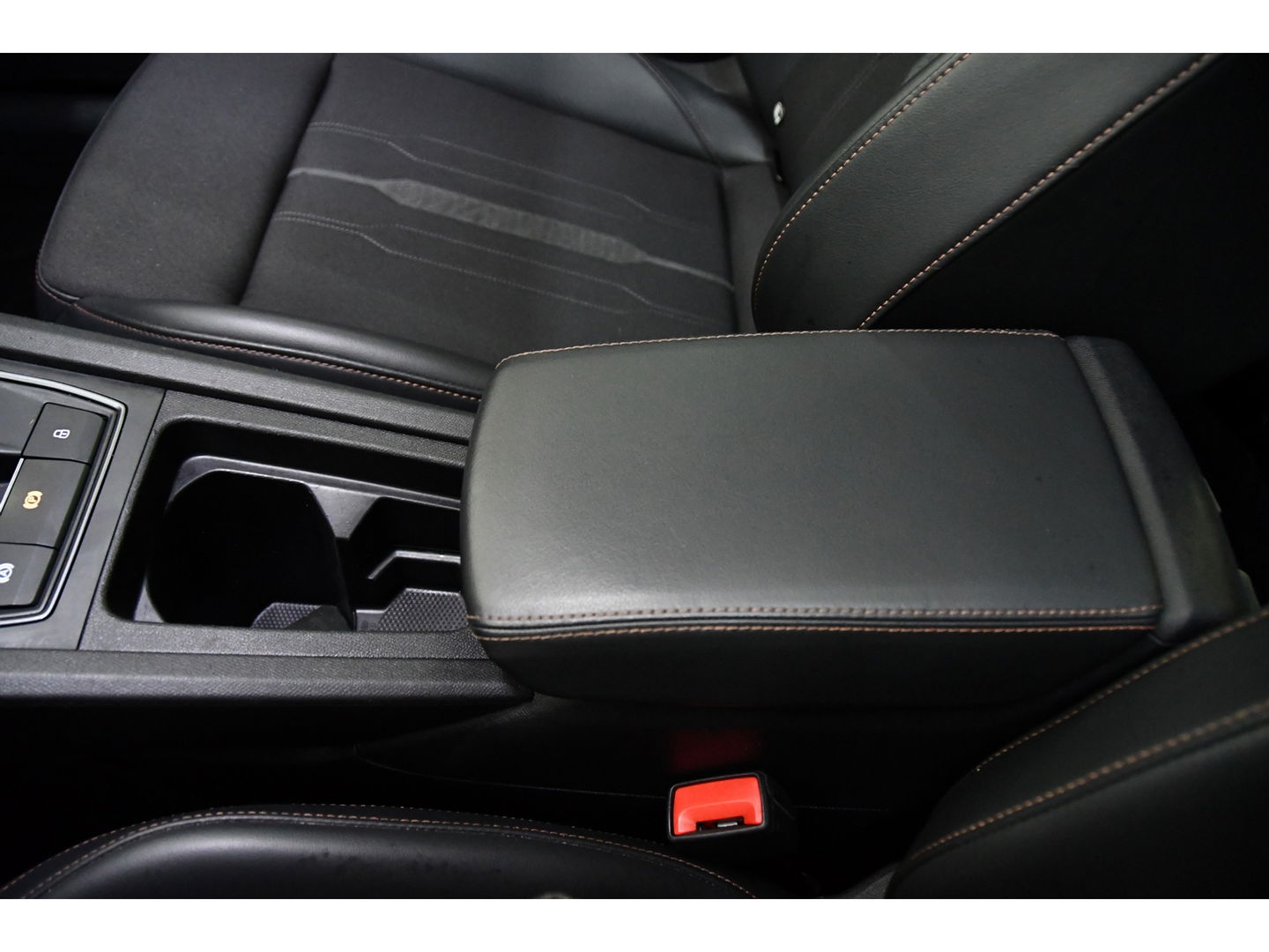 CUPRA Formentor 2.0 TSI 4DRIVE Pano/Keyless/Cam