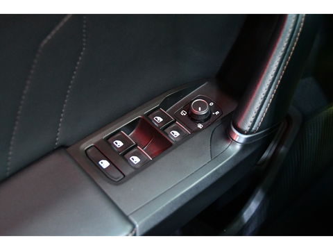 CUPRA Formentor 2.0 TSI 4DRIVE Pano/Keyless/Cam
