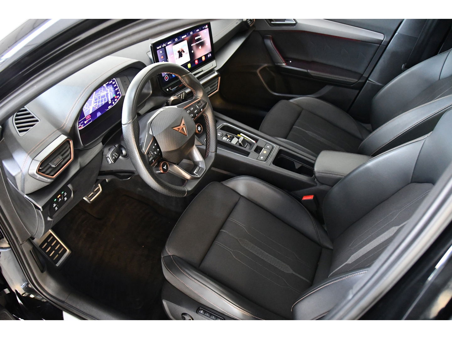 CUPRA Formentor 2.0 TSI 4DRIVE Pano/Keyless/Cam