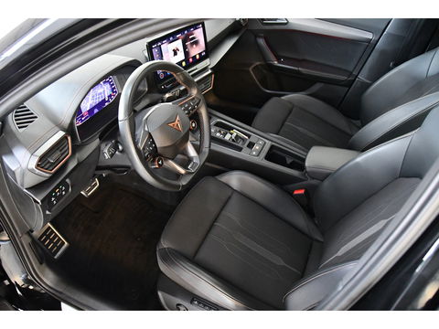 CUPRA Formentor 2.0 TSI 4DRIVE Pano/Keyless/Cam