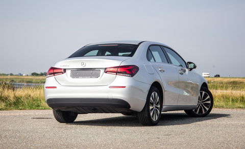 Mercedes-Benz A-Klasse A-Klasse Limousine A-Klasse Limousine A 250 e ( AUTOMAAT / LEDER / CRUISE CONTROLE / CAMERA / CARPLAY