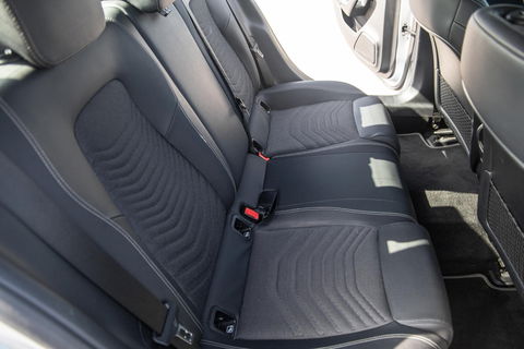 Mercedes-Benz A-Klasse A-Klasse Limousine A-Klasse Limousine A 250 e ( AUTOMAAT / LEDER / CRUISE CONTROLE / CAMERA / CARPLAY
