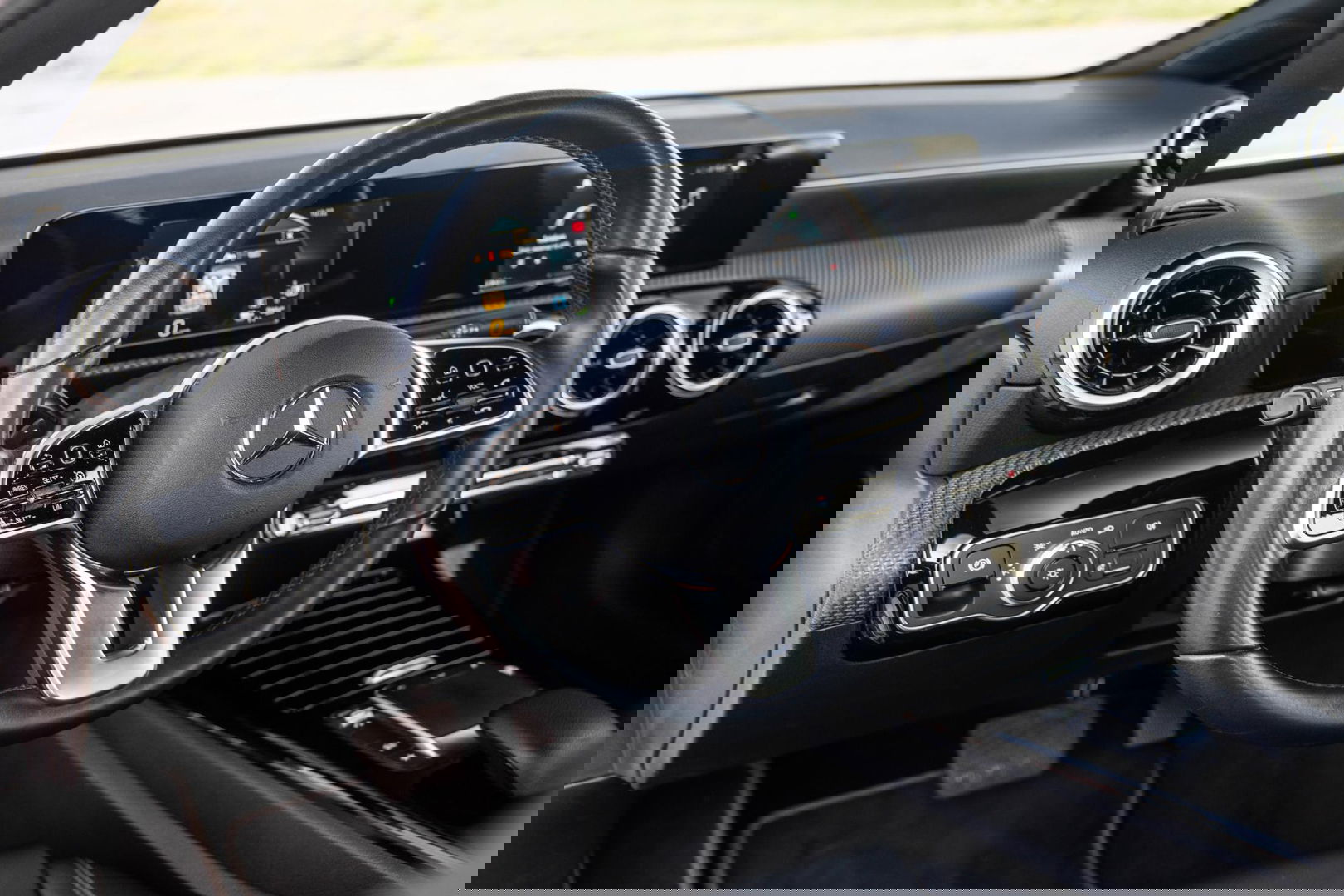 Mercedes-Benz A-Klasse A-Klasse Limousine A-Klasse Limousine A 250 e ( AUTOMAAT / LEDER / CRUISE CONTROLE / CAMERA / CARPLAY