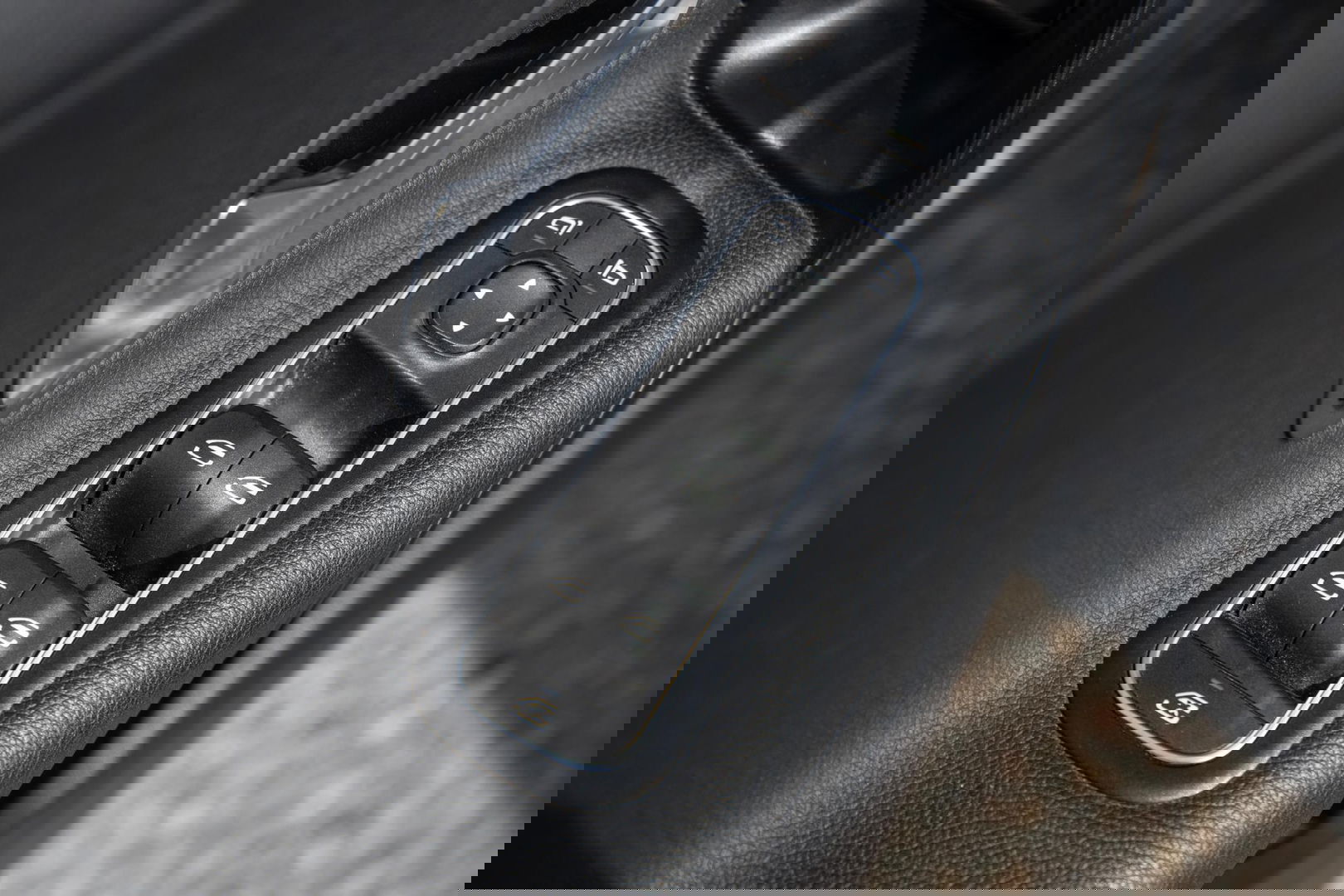 Mercedes-Benz A-Klasse A-Klasse Limousine A-Klasse Limousine A 250 e ( AUTOMAAT / LEDER / CRUISE CONTROLE / CAMERA / CARPLAY
