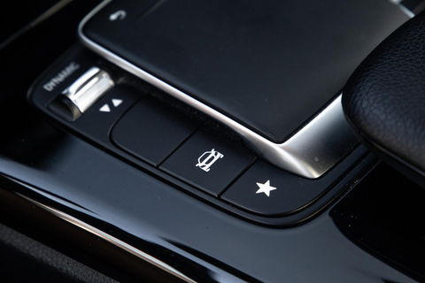 Mercedes-Benz A-Klasse A-Klasse Limousine A-Klasse Limousine A 250 e ( AUTOMAAT / LEDER / CRUISE CONTROLE / CAMERA / CARPLAY